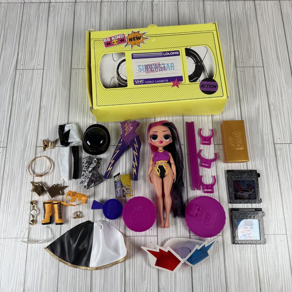 LOL Surprise OMG Movie Magic MS. DIRECT Fashion Doll‎ some Surprise Accessories